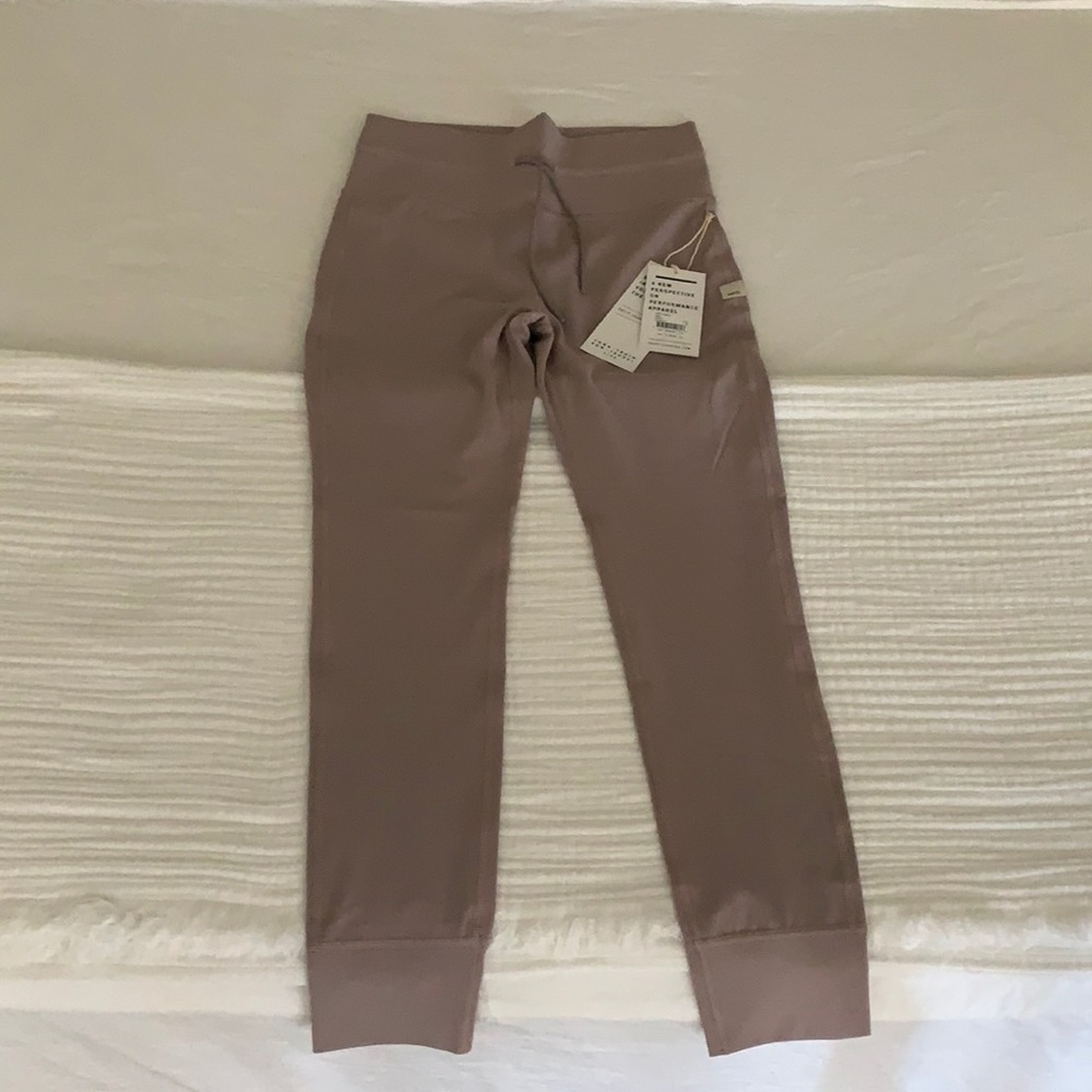 NWT ! Work Out Yoga Leggings
